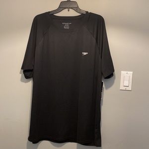 Mens Speedo Size XXL Rash guard